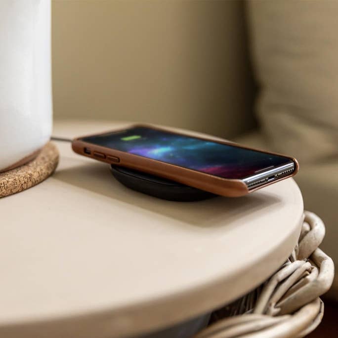 Mophie, 15W wireless charging pad (Fabric) - Mophie