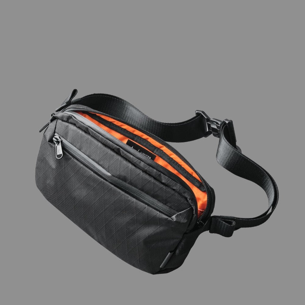 Alpaka, Alpaka Go Sling Mini (Limited Edition Black X-Pac)