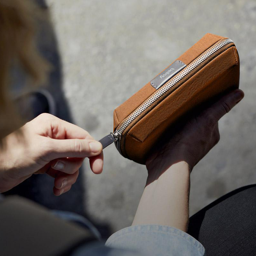 Bellroy, Bellroy Tech Kit - A clever zip pouch to store your tech accessories