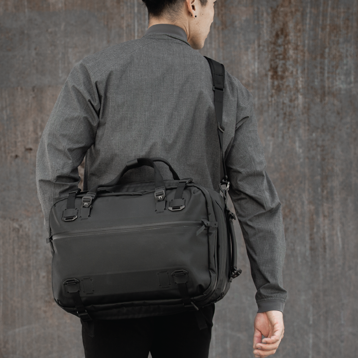 Black Ember, Black Ember Forge | 20-30L Expandable 3-Way Commuter Pack