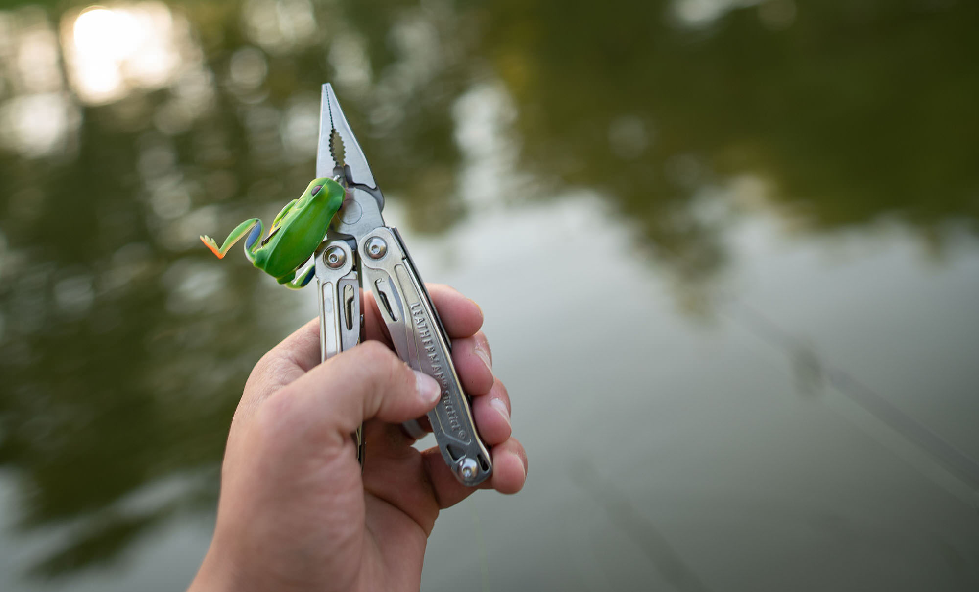 Holding fishing gear with a Sidekick