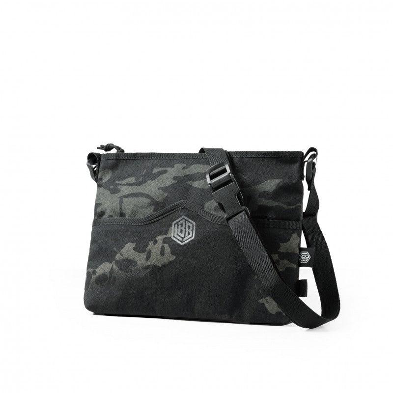 Life Behind Bars, Life Behind Bars Sacoche - X50 Multicam Black Sling Bag