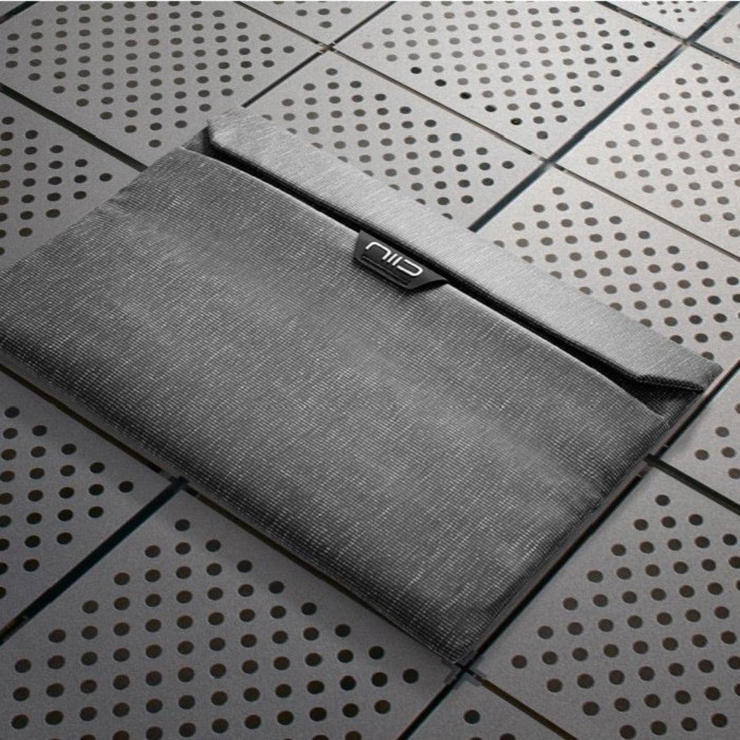 NIID, NIID Integrated Laptop Sleeve