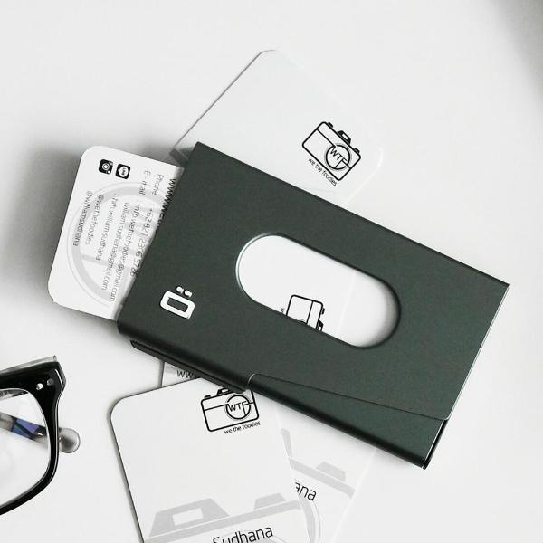 Ögon Design, ONE TOUCH Business Card Holder