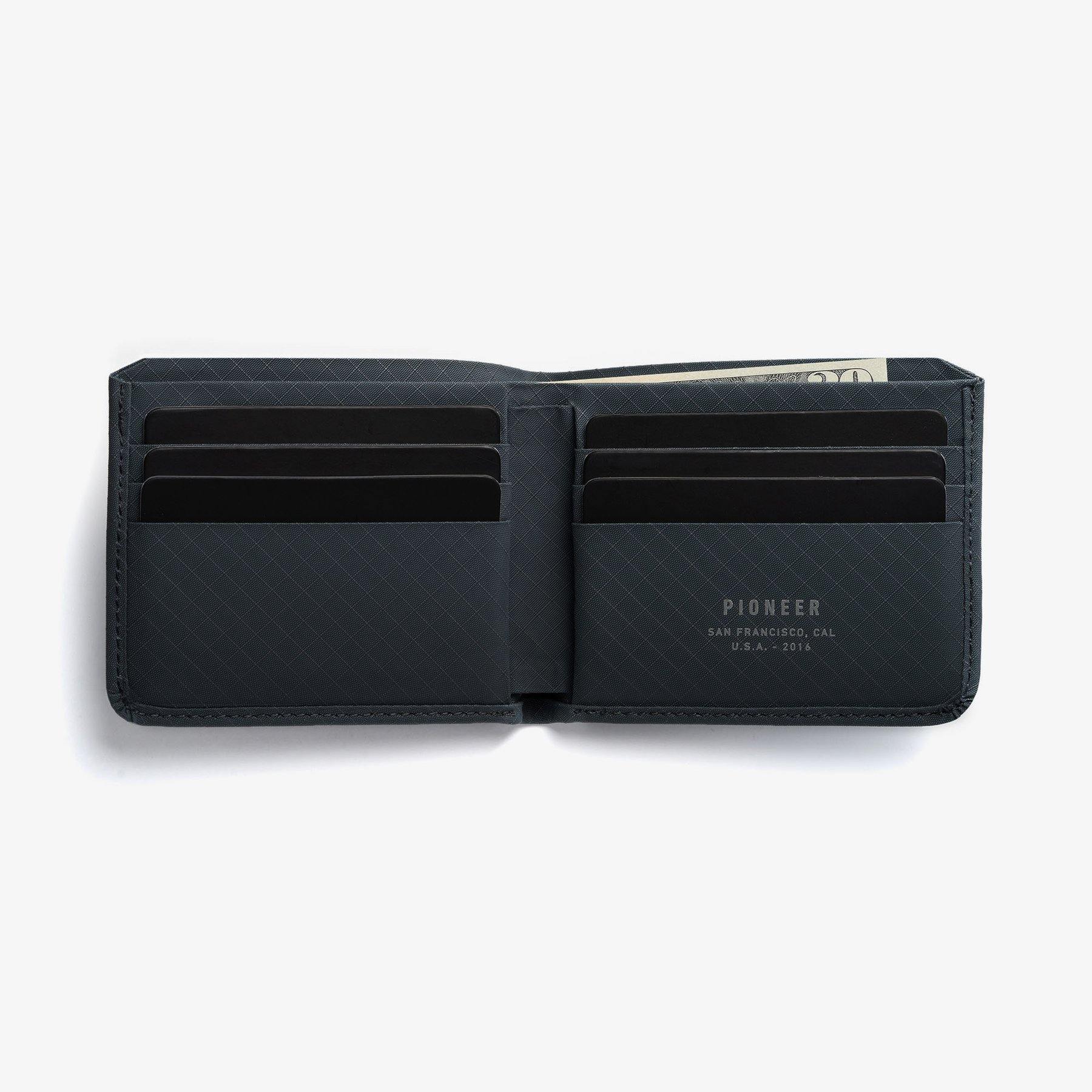 Pioneer, Pioneer Carry Division Billfold Wallet