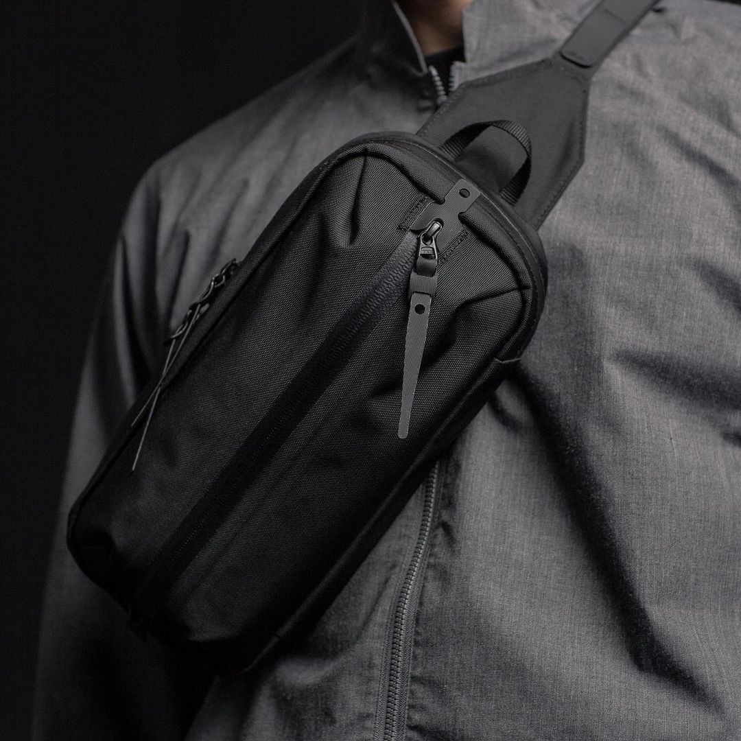 Black Ember, TKS | Tech Kit Sling - Black Ember